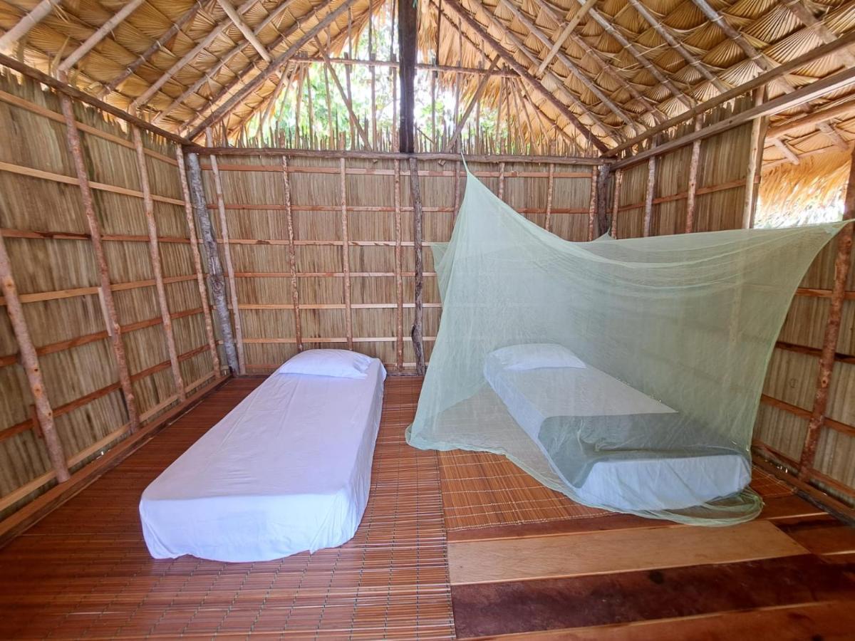 Coco Huts Guest House Waisai Extérieur photo
