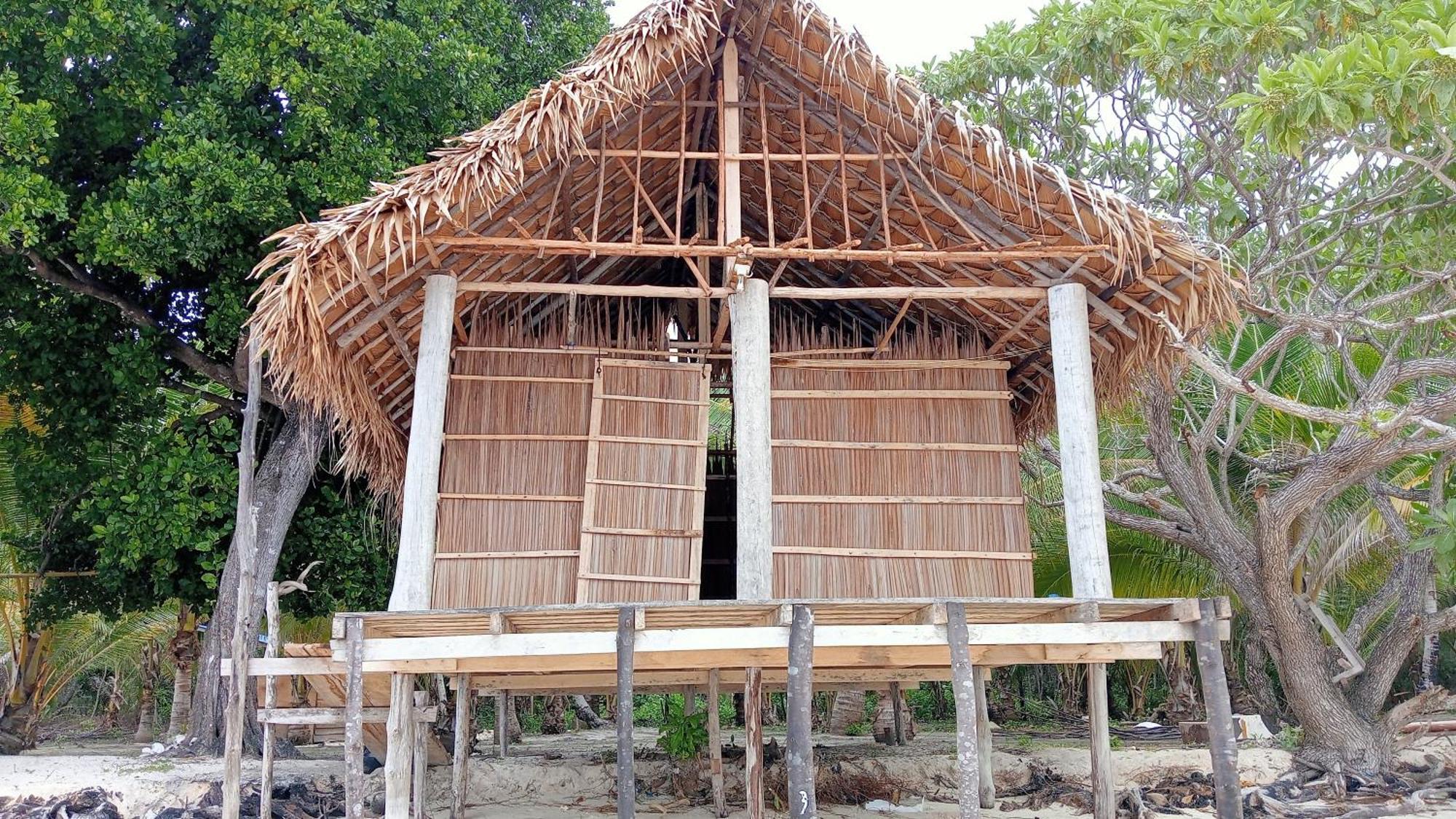 Coco Huts Guest House Waisai Chambre photo